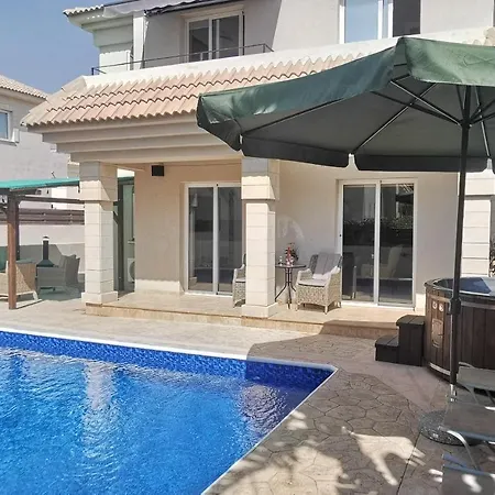 Great Maria Villa